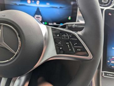 Mercedes GLC 220 D — photo 14