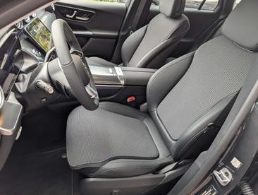 Mercedes GLC 220 D — photo 18