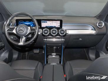 Mercedes EQB 250 — photo 17