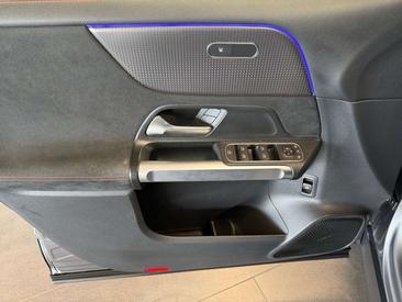 Mercedes EQB 250 — photo 5