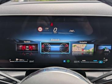Mercedes GLC 220 D — photo 22