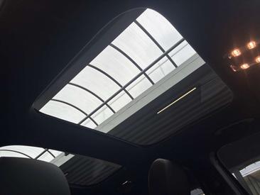 Mercedes GLA 200 — photo 16