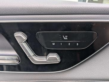Mercedes GLC 220 D — photo 24