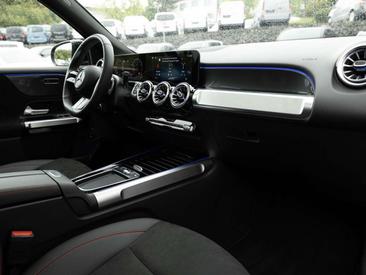 Mercedes GLB 200 — photo 3