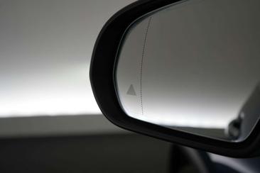 Mercedes GLA 200d — photo 30