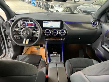 Mercedes GLA 200 — photo 9
