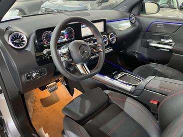 Mercedes GLA 200 — photo 10