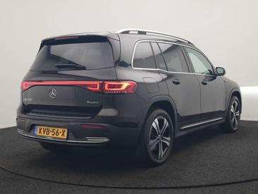 Mercedes EQB 300 4MATIC — photo 2