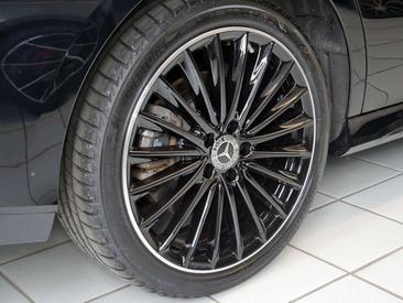 Mercedes CLA Berline 250 E — photo 10