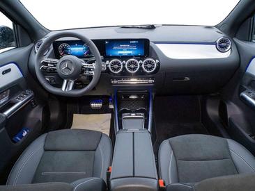 Mercedes GLA 180 — photo 5