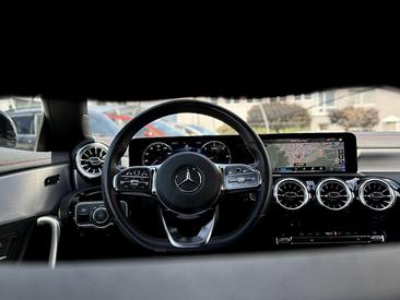 Mercedes CLA Berline 220 D — photo 17