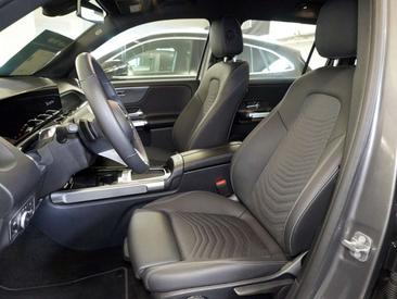 Mercedes GLB 200d — photo 10