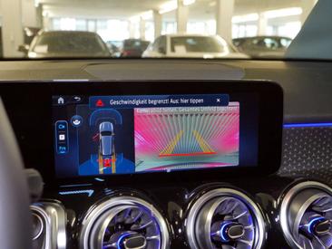 Mercedes GLB 200d — photo 11