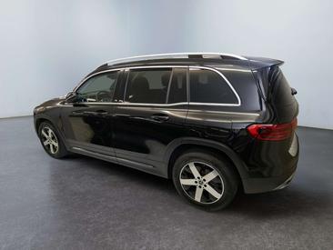 Mercedes GLB 180 — photo 2