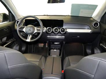 Mercedes GLB 180 — photo 5