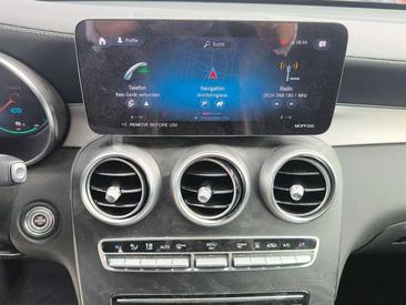 Mercedes GLC 200 4MATIC — photo 10