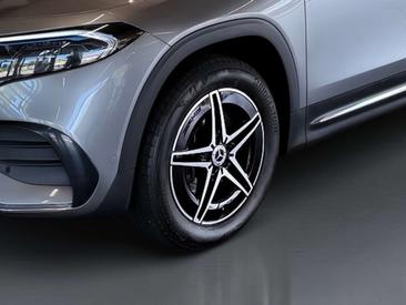 Mercedes EQB 250 — photo 28