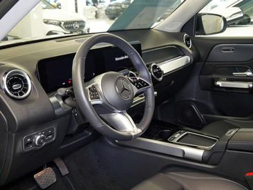 Mercedes GLB 180 — photo 7