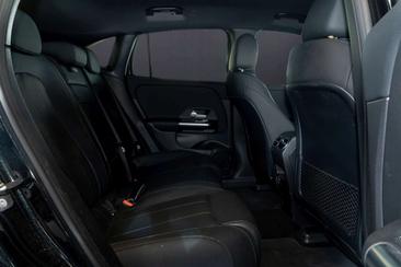 Mercedes EQA 250 — photo 9