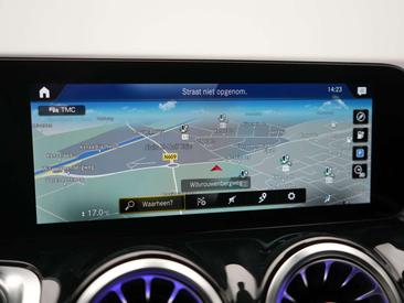 Mercedes EQB 300 4MATIC — photo 25