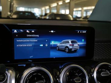 Mercedes GLB 180 — photo 14