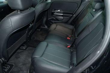 Mercedes EQA 250 — photo 16
