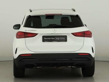 Mercedes GLA 200d — photo 4