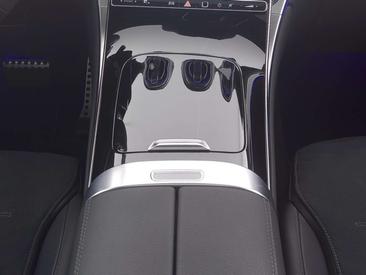 Mercedes GLC 450 D — photo 19