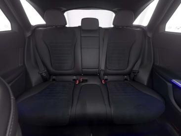 Mercedes GLC 450 D — photo 20