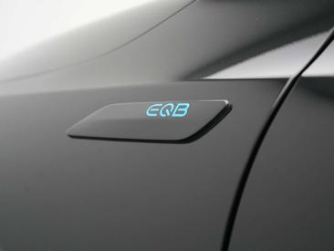 Mercedes EQB 300 4MATIC — photo 34