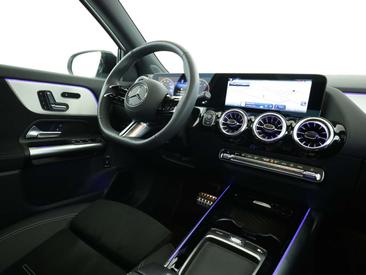 Mercedes GLA 200d — photo 10