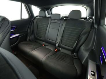 Mercedes GLC 220 D — photo 18