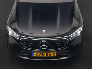 Mercedes EQB 300 4MATIC — photo 38