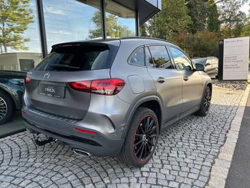 Mercedes GLA 250e — photo 6