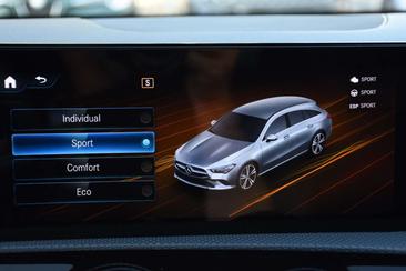 Mercedes CLA Berline 180 — photo 32