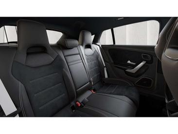 Mercedes CLA Berline 200 D — photo 7