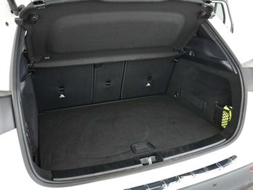 Mercedes GLA 200d — photo 23