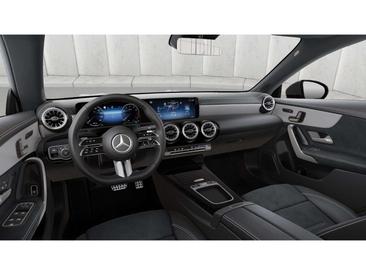 Mercedes CLA Berline 200 — photo 8