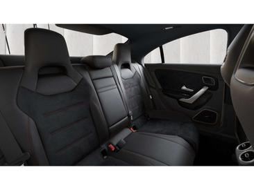 Mercedes CLA Berline 200 — photo 7