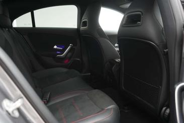 Mercedes CLA Berline 220 D — photo 8