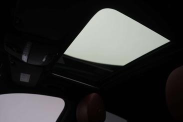 Mercedes GLC 220 D — photo 20