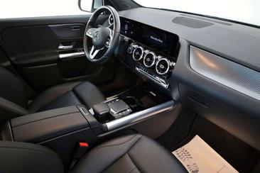 Mercedes GLA 250e — photo 3