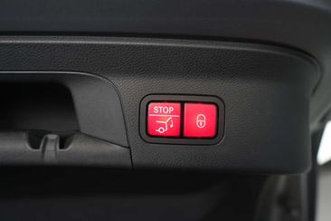 Mercedes GLC 220 D — photo 23