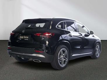 Mercedes GLA 200 — photo 2