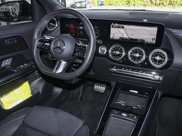 Mercedes GLA 200 — photo 6
