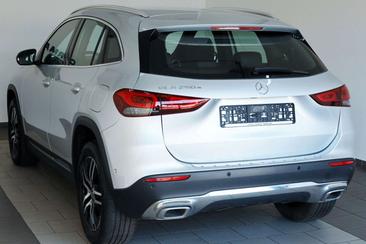 Mercedes GLA 250e — photo 7