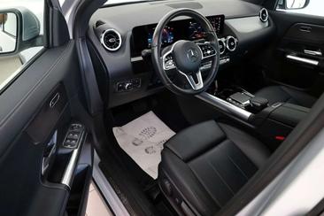 Mercedes GLA 250e — photo 8