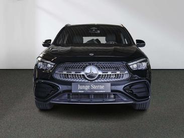 Mercedes GLA 200 — photo 3