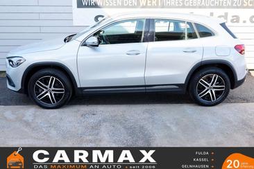 Mercedes GLA 250e — photo 11