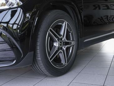 Mercedes GLA 200 — photo 7
